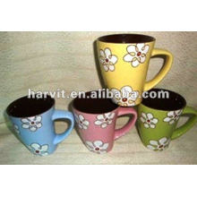 12oz ceramic mug with solid color & decor